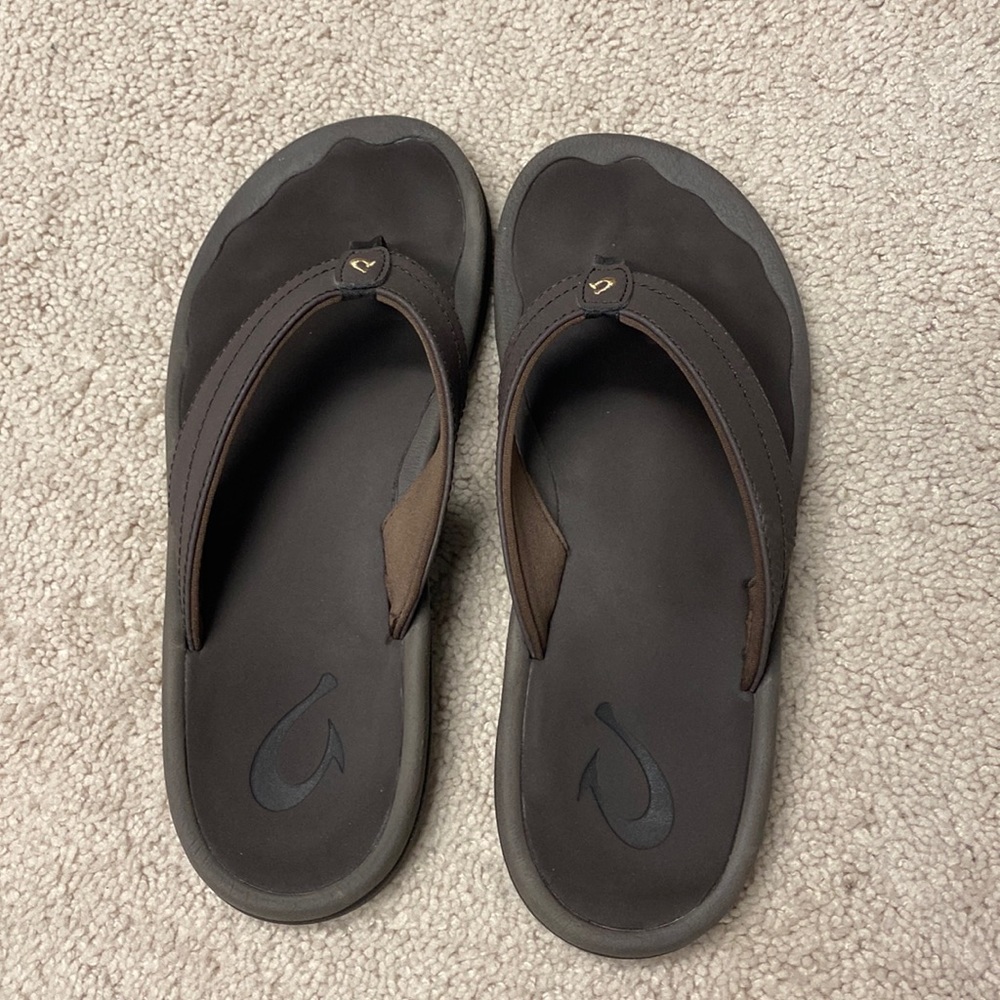 OluKai ‘Ohana flipflops size 7